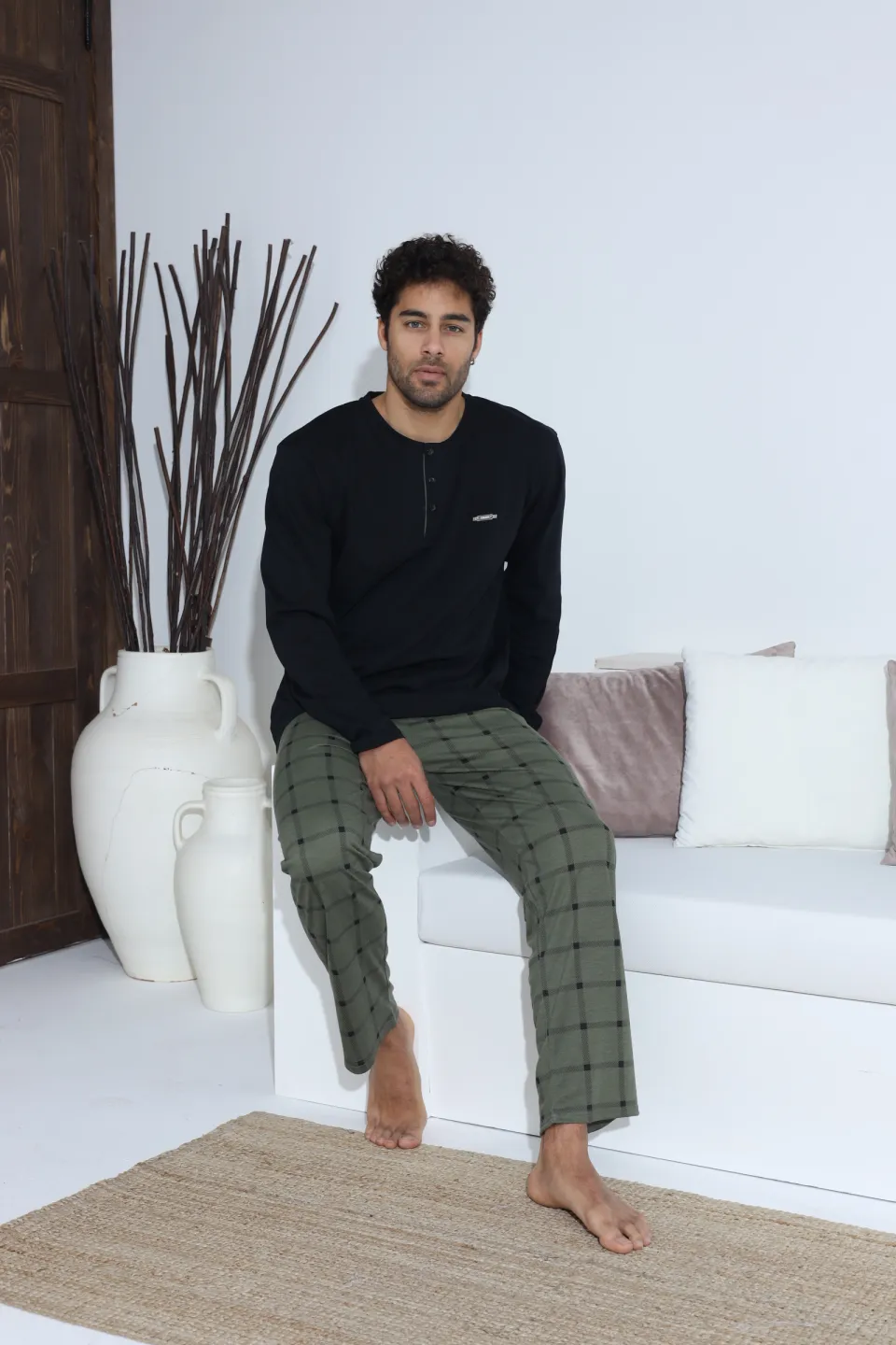 Pijamale bărbați verde inchis – bluză cu nasturi și detaliu metalic, pantaloni lungi în carouri, 100% bumbac