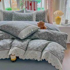 Lenjerie de pat  cu elastic si broderie, bumbac 100%. GRI flori ALBE GA-25