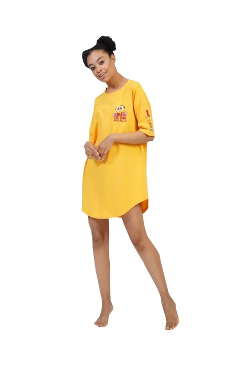 Rochie de casă Vienetta galben, mânecă 3/4, imprimeu „Smile to the world”