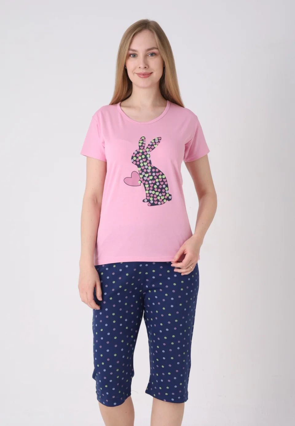 Pijama damă cu model de Paște, roz deschis – tricou bumbac și pantaloni 3/4