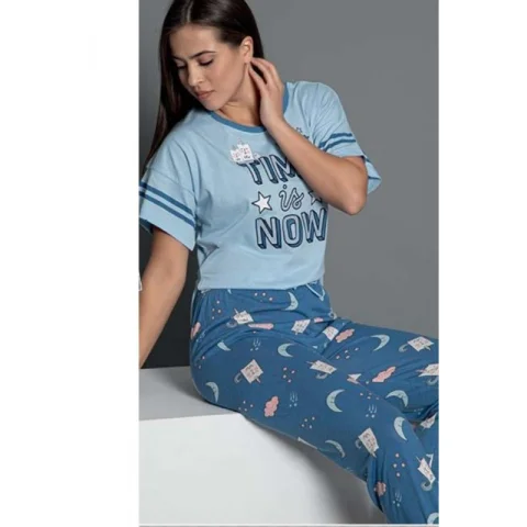 Pijama Dama din Bumbac cu maneca scurtă și pantaloni lungi – Set cu Imprimeu Time Is Now