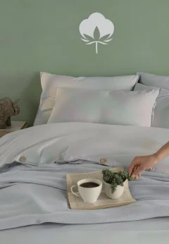 Set Lenjerie de Pat Dublu cu Nasturi din Lemn – gri deschis