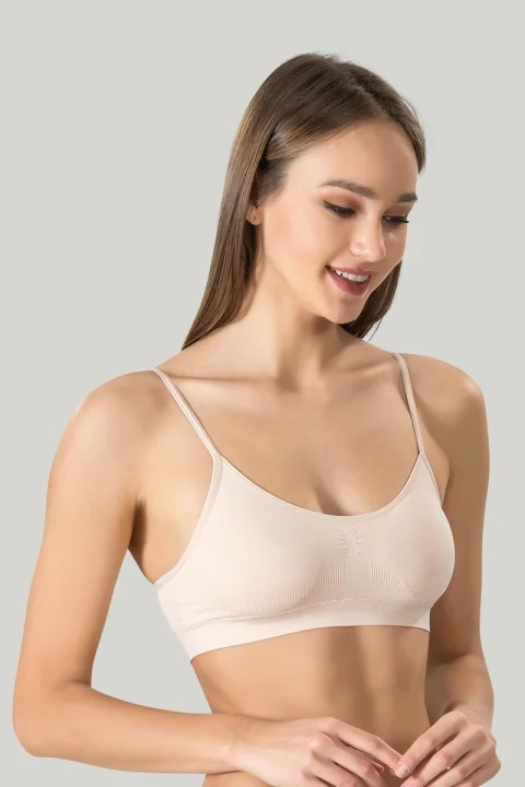 Bustiera dama elastica cu bretele subtiri, material lejer si elastic, culoare bej