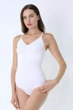 Body modelator clasic cu bretele subțiri reglabile- alb