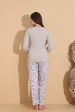 Pijama damă gri „Yachting Club” cu pantaloni lungi floral – 100% bumbac — imagine 4