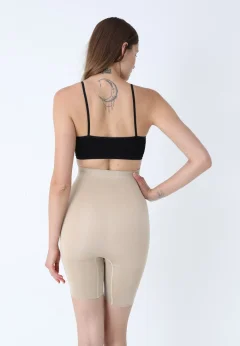 Pantaloni modelatori scurți cu talie înaltă – bej
