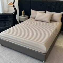 Lenjerie de pat cu elastic,  Damasc 6 piese 100 % bumbac BEIGE DM-125