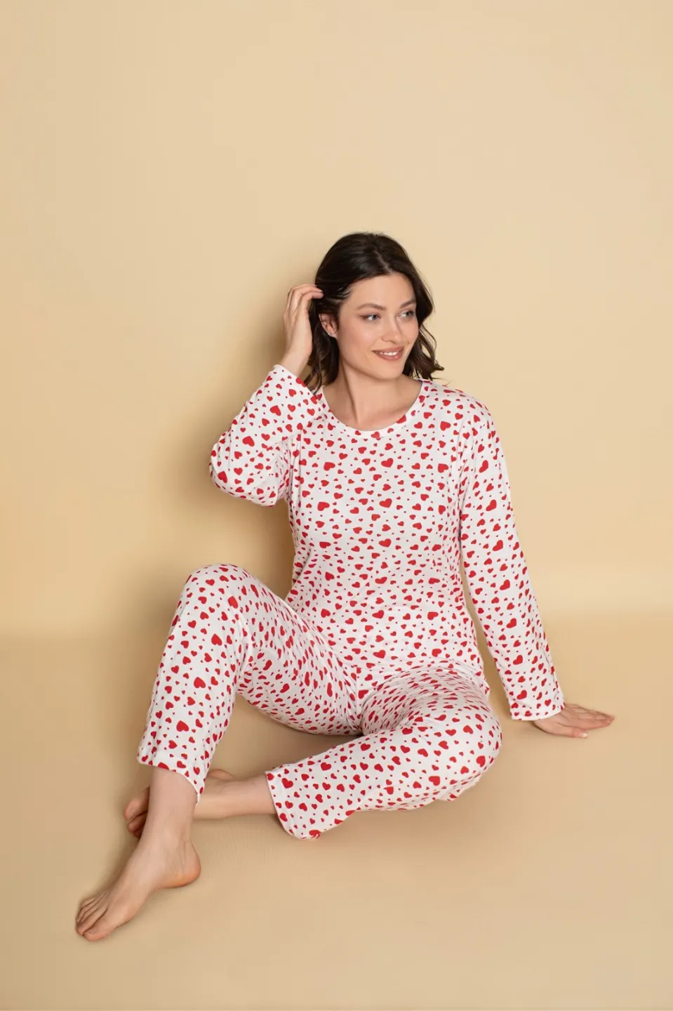 Pijama damă cu mânecă lungă și pantaloni lungi asortați, imprimeu cu inimioare