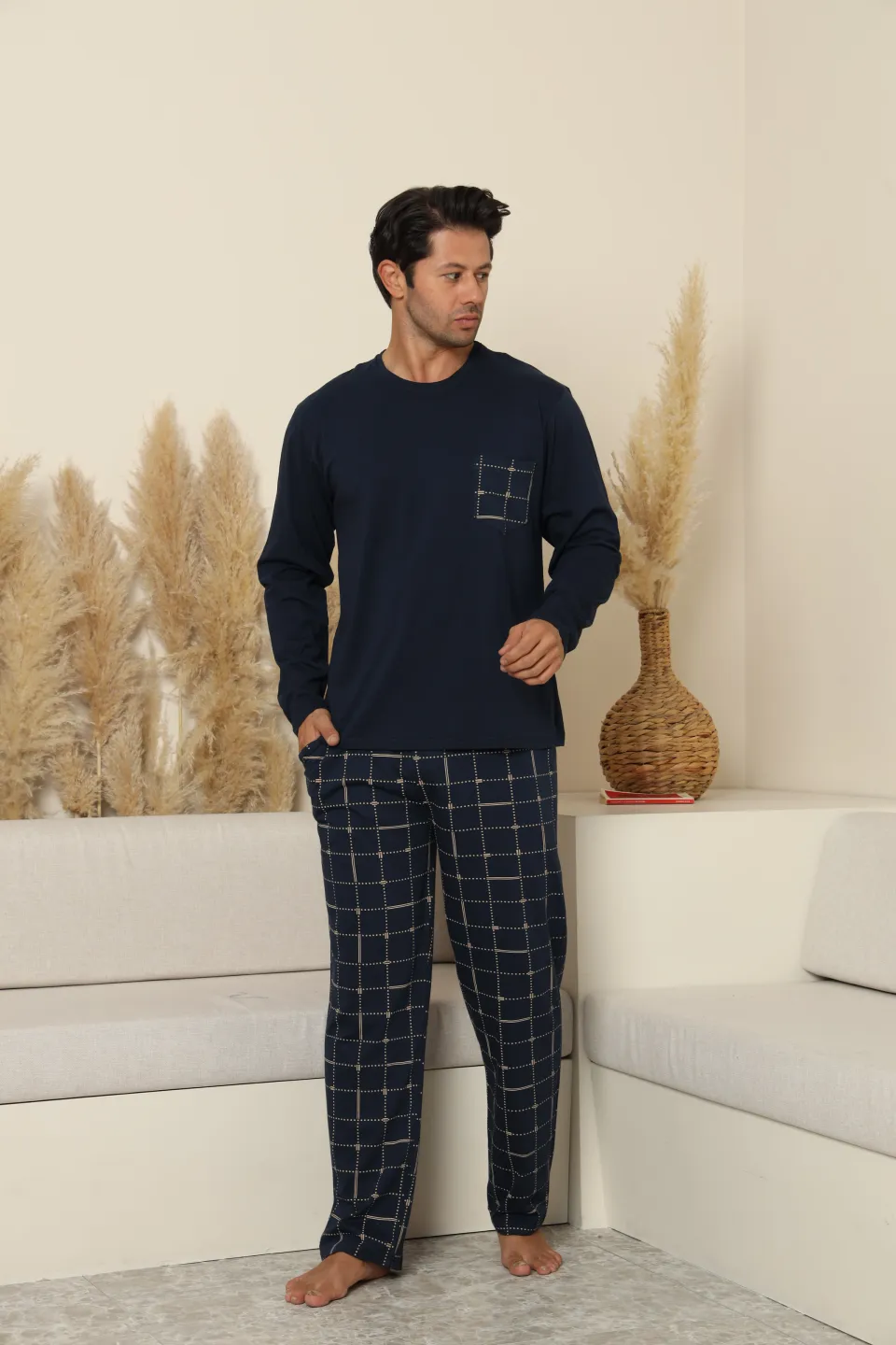 Pijamale bărbați bleumarin cu pantaloni lungi în carouri – 100% bumbac