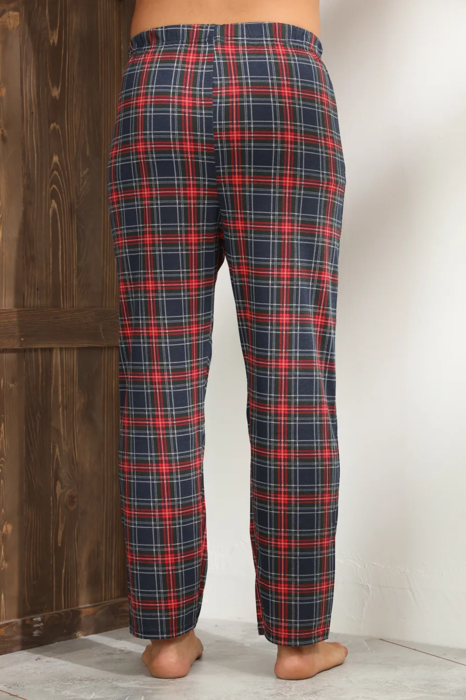 Pantaloni pijama bărbați albastru închis cu carouri roșii – croială lejeră