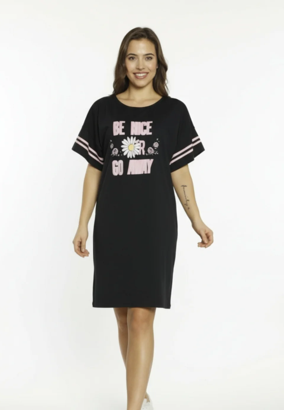Rochie casual damă cu mânecă scurtă, până la genunchi, imprimeu Be Nice, negru