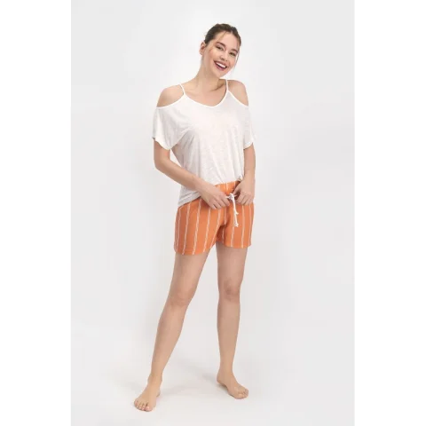 Pijama Dama din Viscoză – Bluza cu Mâneci Cazute și Pantaloni Scurți cu Șnur în Talie