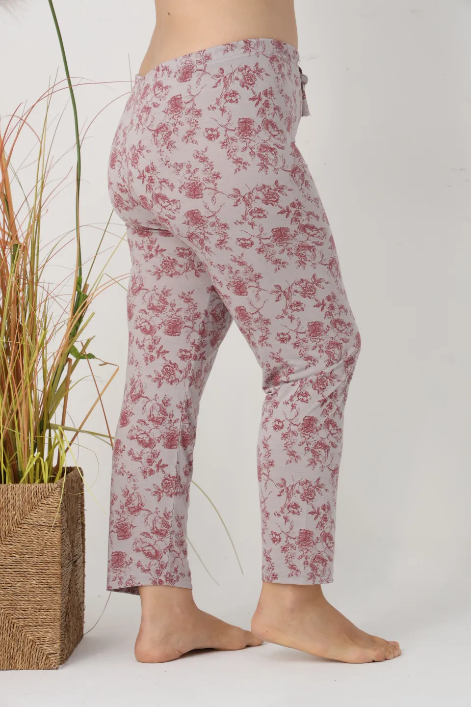 Pantaloni de pijama damă Big Size, gri cu flori vișinii
