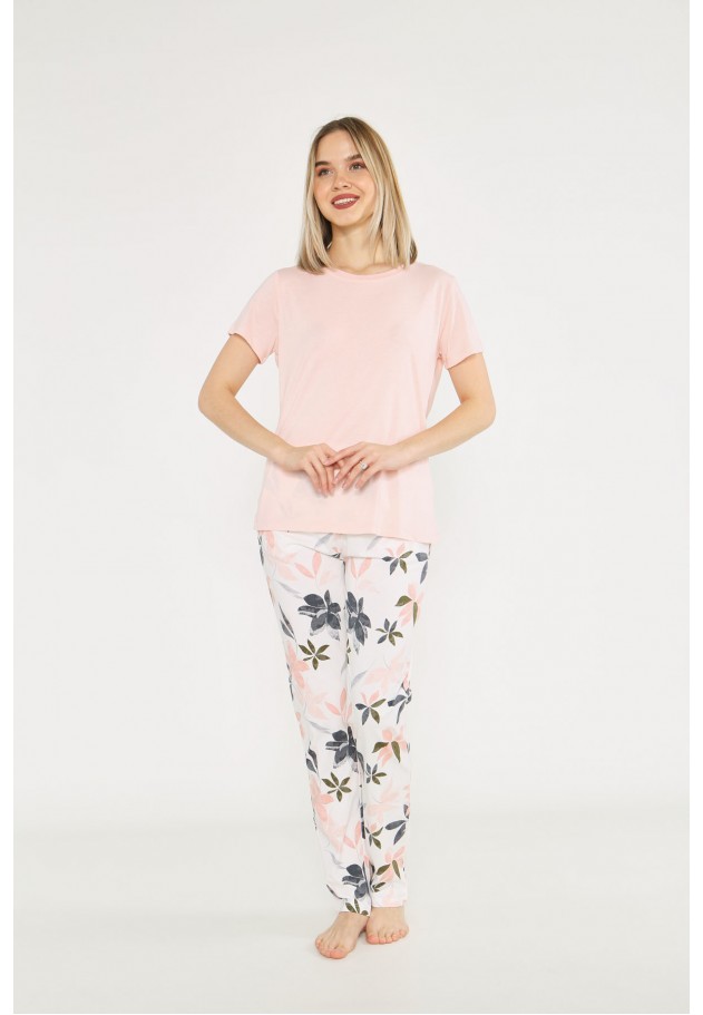 Pijama damă,  bluză cu mânecă scurtă și decolteu rotund, pantaloni lungi cu imprimeu floral, culoare crem