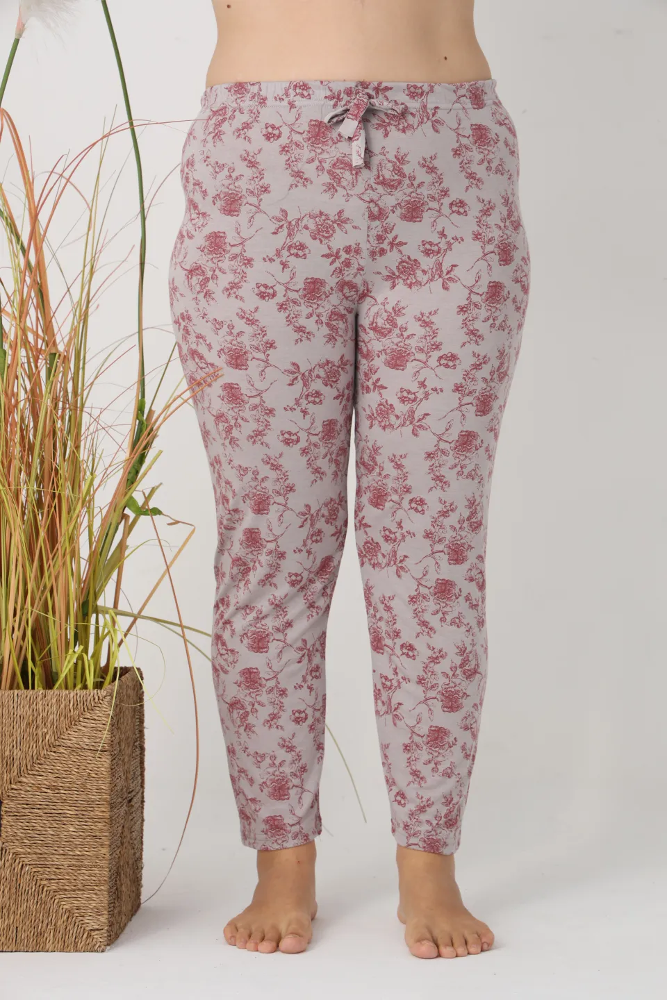 Pantaloni de pijama damă Big Size, gri cu flori vișinii