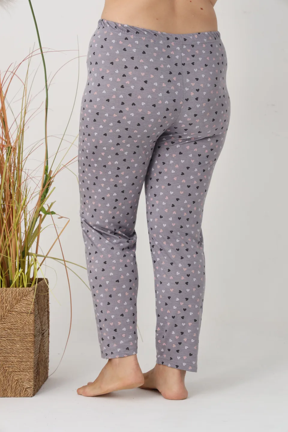 Pantaloni de pijama damă Big Size, gri cu inimioare colorate