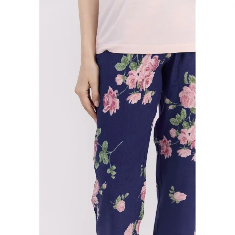 Pijama dama cu bluza maneca scurta si pantaloni lungi cu elastic in talie, imprimeu trandafiri