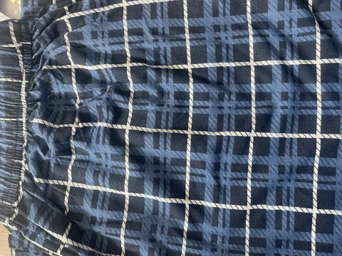 Pantaloni pijama bărbați albastri cu carouri albe și linii negre – croială lejeră-big size