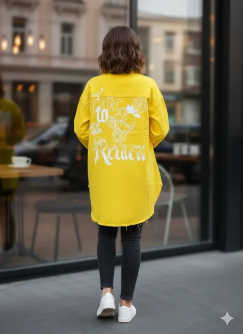 Cămașă denim damă galbenă cu capse și imprimeu „It’s Only an Ilusion” — imagine 2