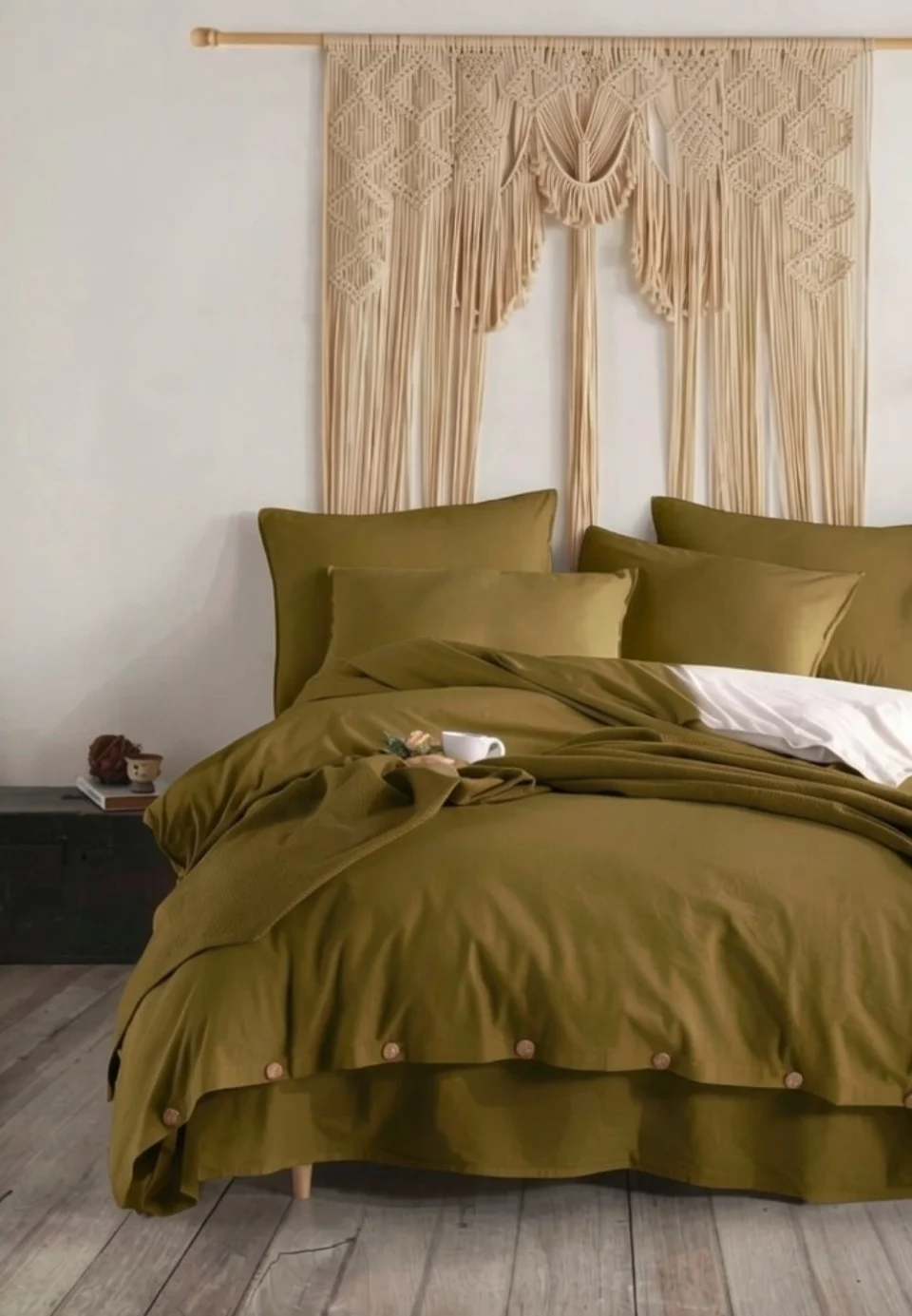 Set Lenjerie de Pat Dublu cu Nasturi din Lemn – Galben muștar