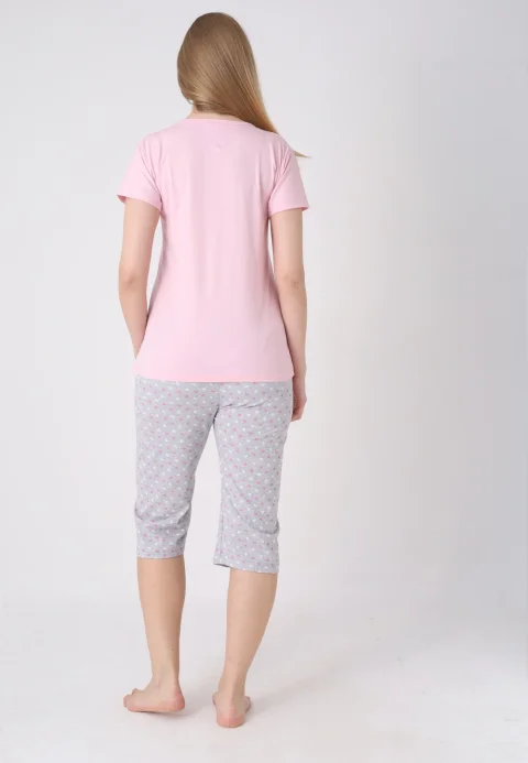Pijama damă cu model de Paște, roz deschis – tricou bumbac și pantaloni 3/4