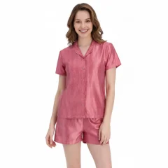 Pijamale damă, bluză cu nasturi și guler clasic, mânecă scurtă și pantaloni scurți, imprimeu dungi, rosu