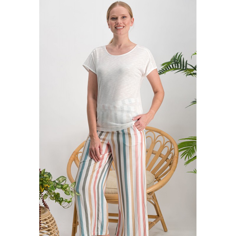 Set format din bluză cu broderie decolteu rotund și pantaloni cu dungi