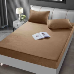 Husa de pat din catifea cu elastic pentru pat de 2 persoane MARO-020