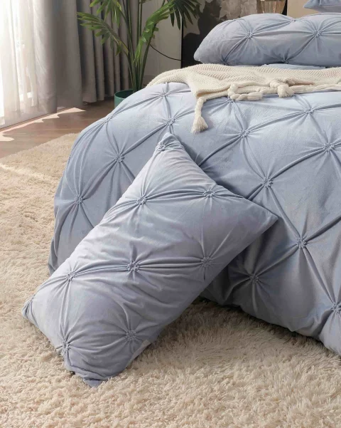 Lenjerie de pat din catifea cu pliuri, 4 piese, pentru pat dublu, culoare ALBASTRU