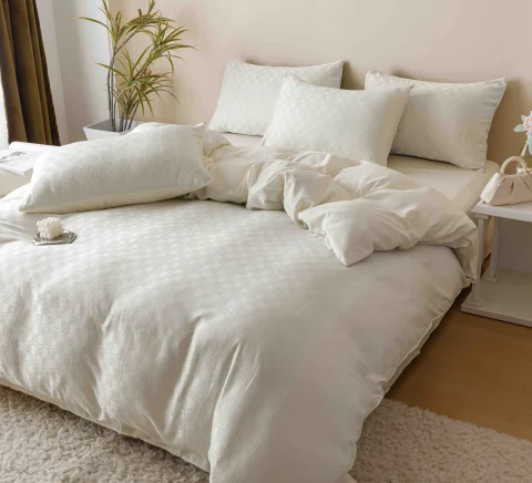 Lenjerie de pat Jacquard finet cu cearceaf normal 6 piese ALB JF-19 — imagine 1