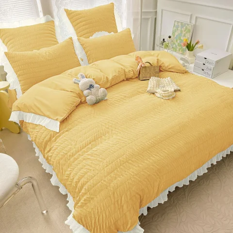 Lenjeri de pat creponata  din Bumbac Policoton GALBEN CU ALB 4981 — imagine 1