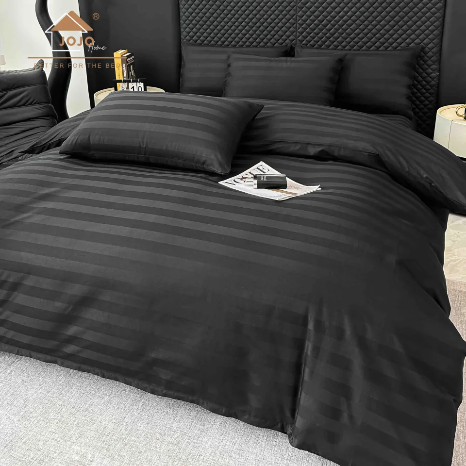 Lenjerie de pat cu elastic,  Damasc 6 piese 100 % bumbac NEGRU DM-121