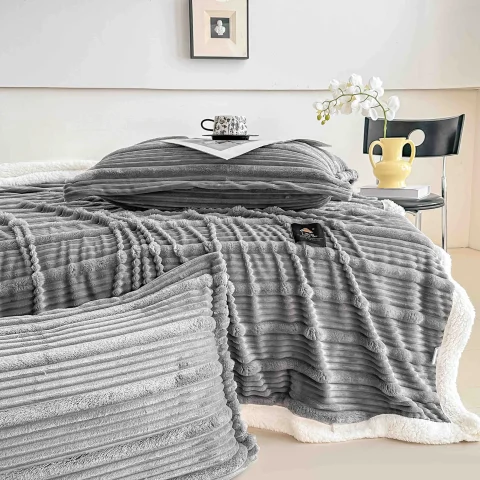 Patura premiu 3D cu blanita, +2 fete perna , GRI DESCHIS — imagine 2