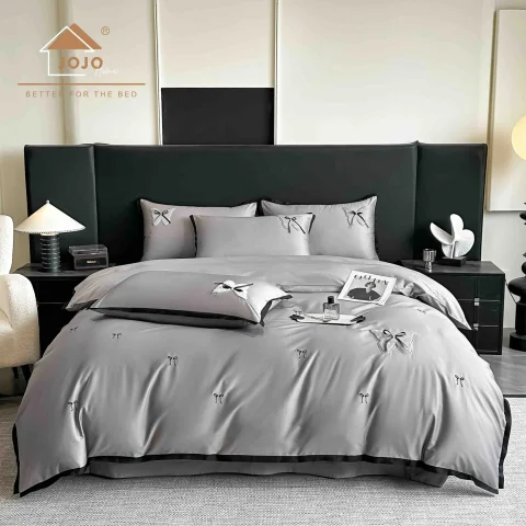 Lenjerie de pat 4pcs, satin premium cu broderie, de lux GRI — imagine 1