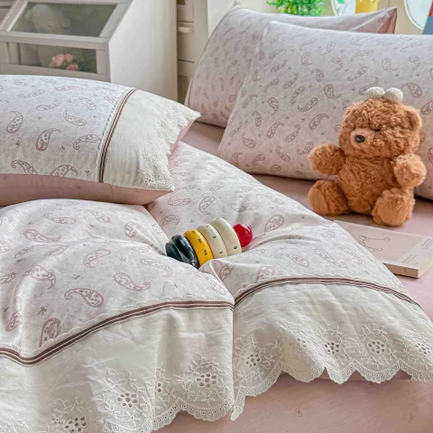 Lenjerie de pat  cu elastic si broderie, bumbac 100%. GRI, ROZ, GR-28 — imagine 3