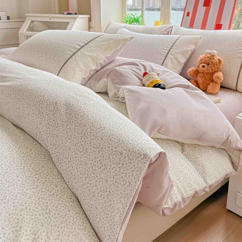 Lenjerie de pat  cu elastic si broderie, bumbac 100%, LILA, ALB, LA-19 — imagine 2