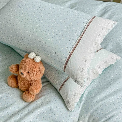 Lenjerie de pat  cu elastic si broderie, bumbac 100%.  ALB, BLUE, AB-24 — imagine 3