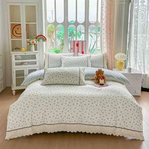 Lenjerie de pat  cu elastic si broderie, bumbac 100%. ALB, BLUE. AB-29 — imagine 1