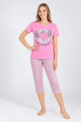 Pijama dama, tricou roz cu imprimeu cu inima și pantaloni 3/4 asortați