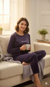 Pijama damă toamnă-iarnă mov din catifea cu imprimeu „Morning”