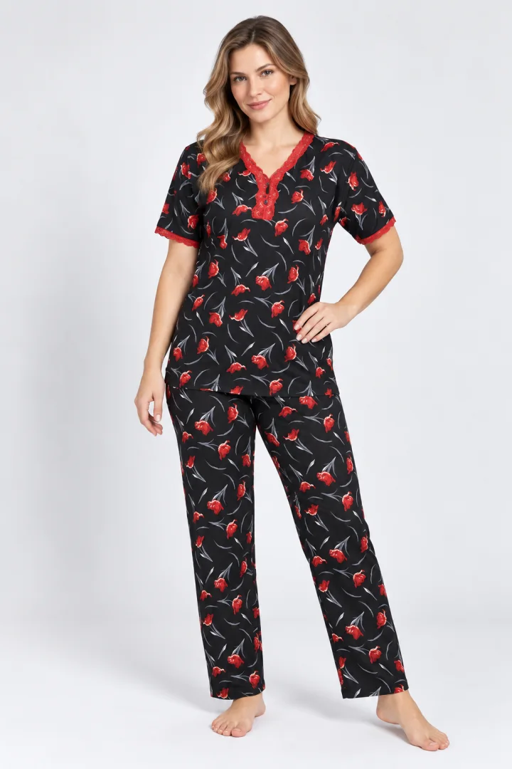 Pijamale damă Big Size, mânecă scurtă, pantaloni lungi, culoare negru, imprimeu floral