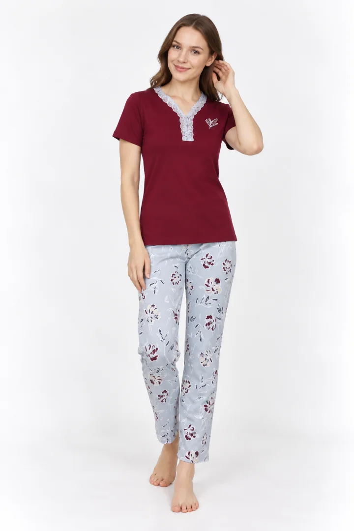 Pijamale dama cu imprimeu frunza, culoare bordo