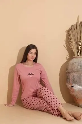 Pijama damă roz cu imprimeu „HELLO” cu pantaloni lungi cu buline