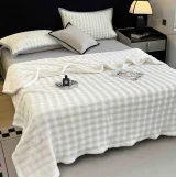 Pătură Cocolino Pufoasă din Microfibră Plușată, cu Bordură Albă, 200x230 cm, Textură Soft