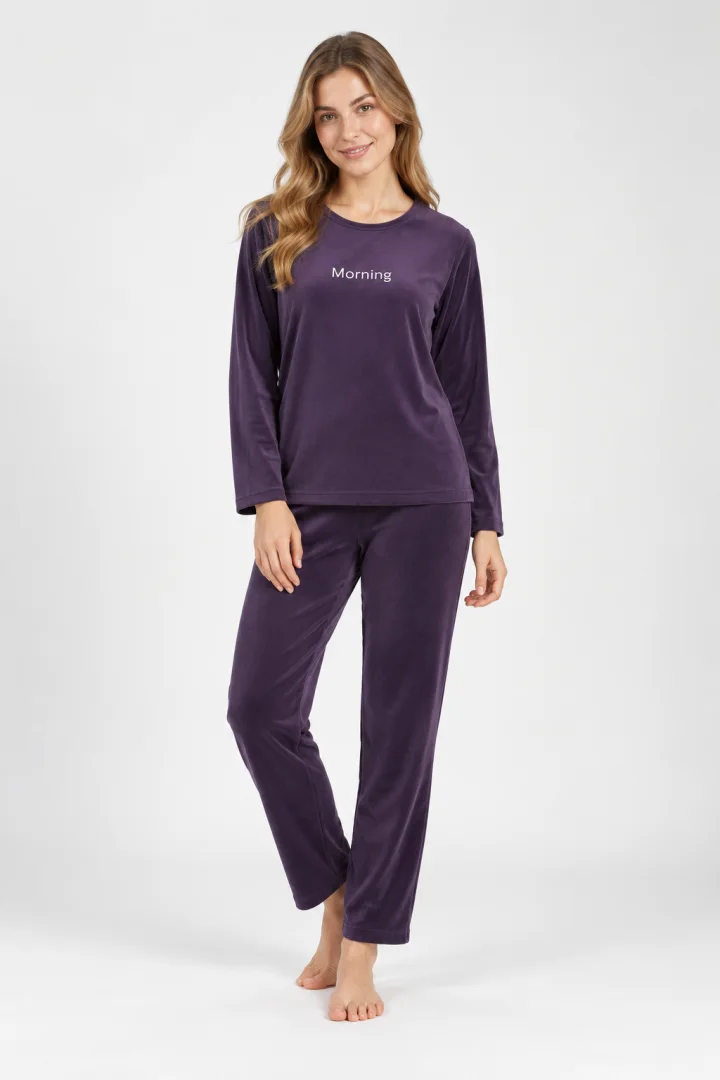 Pijama damă toamnă-iarnă mov din catifea cu imprimeu „Morning”