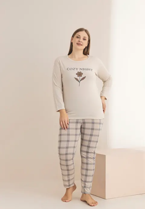 Pijama damă Big Size bej cu imprimeu „Cozy Night”