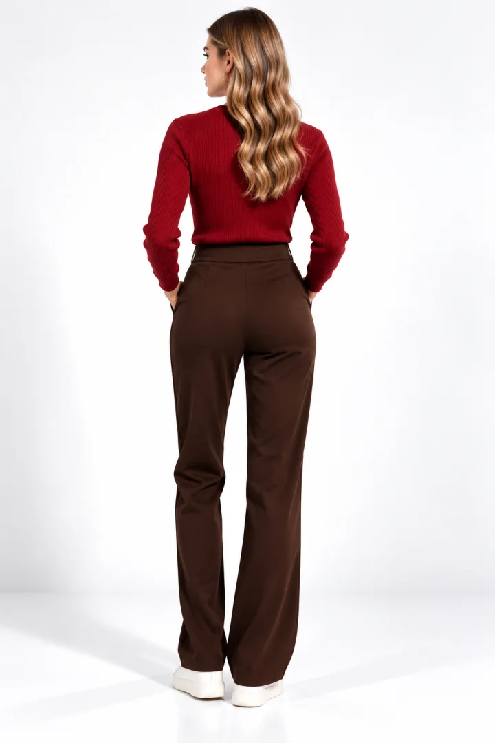 Pantaloni Damă Vătuiți cu Buzunare și Cataramă Decorativă, Maro
