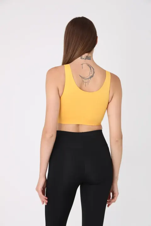 Bustieră damă lejeră, cu bretele late, fără push-up și fără balene, galben