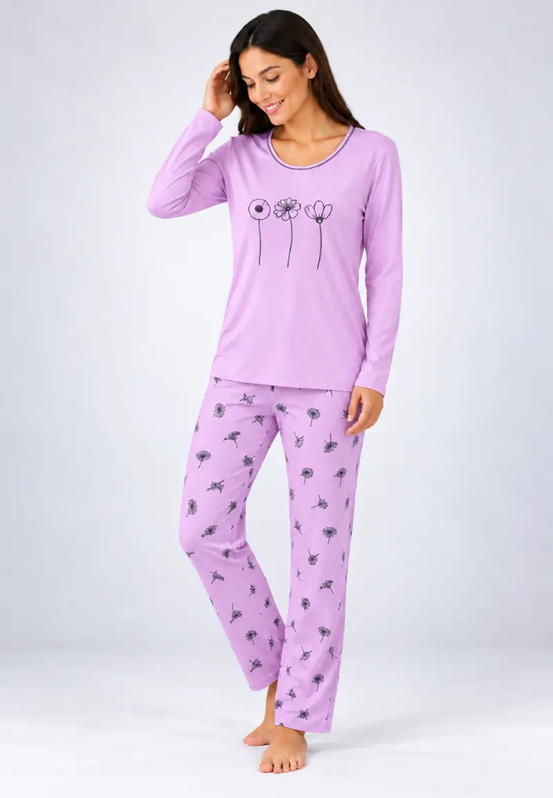 Pijama de dama lila cu maneca lunga si pantaloni lungi lila cu flori