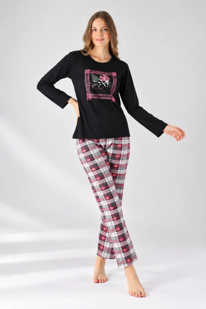 Pijama damă, mânecă lungă și pantaloni lungi, imprimeu floral, negru